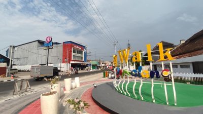 Gara-gara Asyik Selfie, Huruf ‘M’ di Citywalk Pemalang Copot, Pemkab Langsung Bentuk Satgas