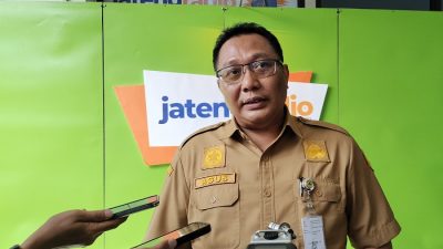 Kepala Dinas ESDM Jawa Tengah Agus Sugiharto saat memberikan keterangan pers mengenai aktivitas pertambangan di lereng Gunung Slamet
