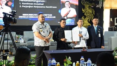 Penandatanganan komitmen investasi pada Purbalingga Business Forum di Andrawina Hall Hotel Owabong, Bojongsari, Purbalingga.