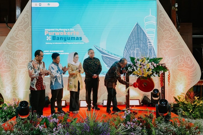 Peluncuran Serah Terima Hasil Studi Integrated City Planning (ICP) in Java di Pendopo Si Panji, Kabupaten Banyumas