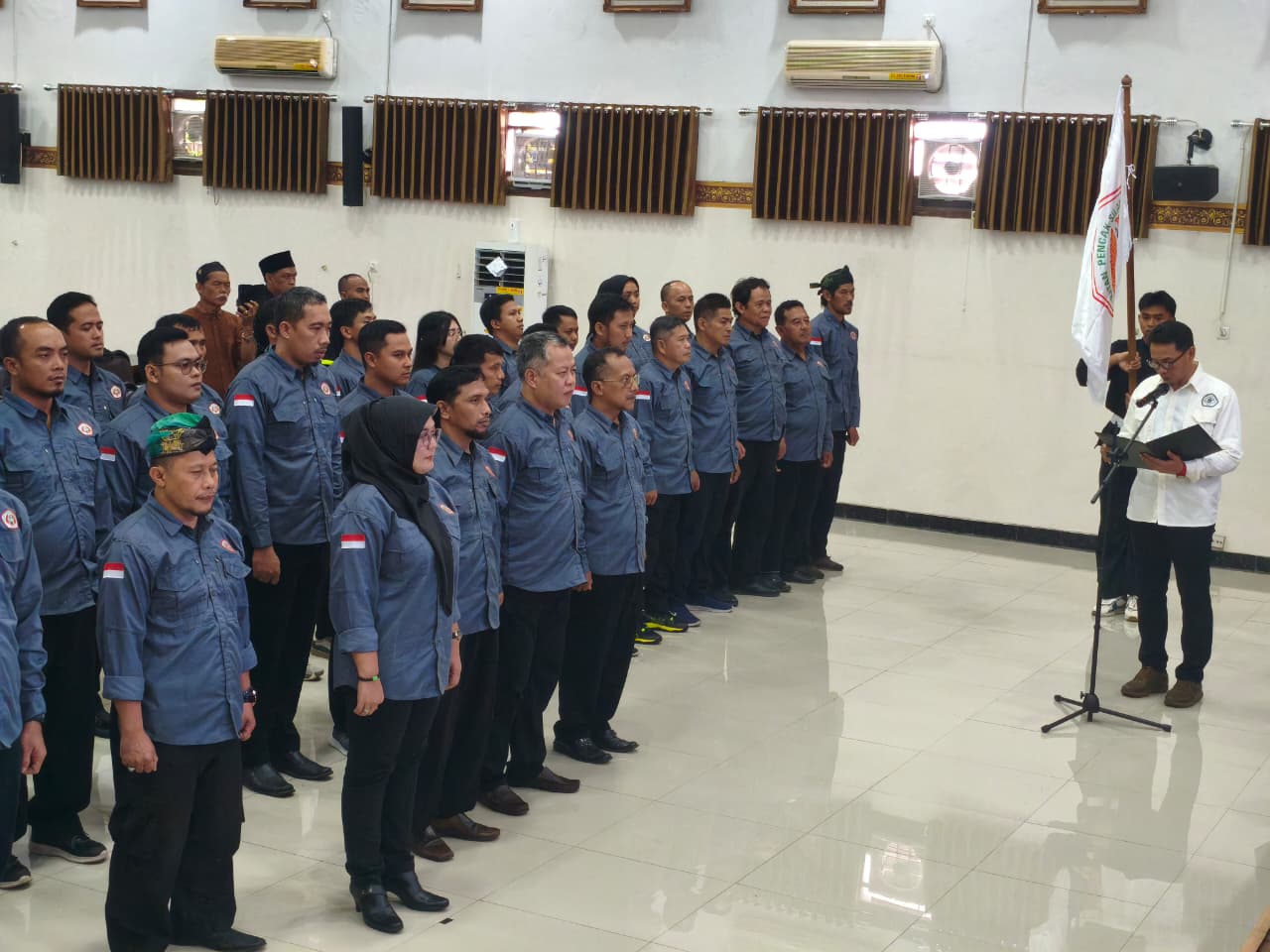 Pelantikan Pengurus IPSI Kabupaten Banjarnegara masa bakti 2025-2029 di Ruang Paripurna DPRD Banjarnegara, Sabtu (27/12).
