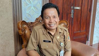 Diguyur Hujan, Begini Keseruan Siswa SMAN 1 Semarang Sambut Hari Pertama Sekolah