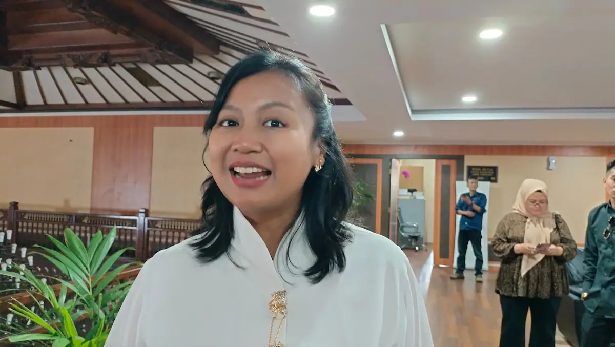 Anggota DPD) RI Jawa Tengah, Casytha Arriwi Kathmand