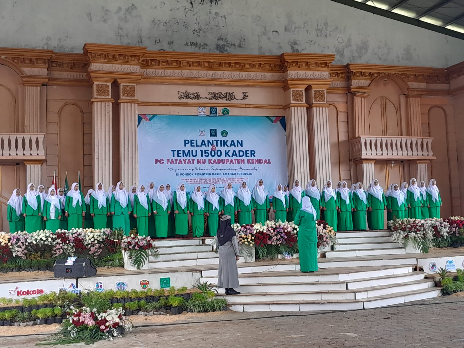 Prosesi pelantikan pengurus PC Fatayat NU Kendal di Pondok Pesantren Darul Amanah