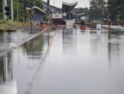 Jalur Pantura Lumpuh! KAI Terpaksa Batalkan 38 Perjalanan Kereta, Cek Daftarnya