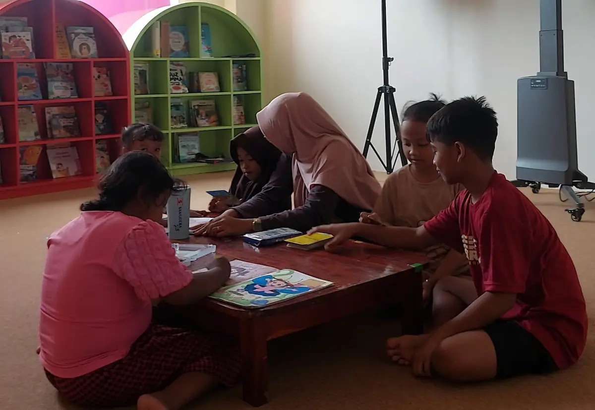 Suasana pengunjung yang memadati gedung baru Perpustakaan Daerah Kabupaten Pemalang