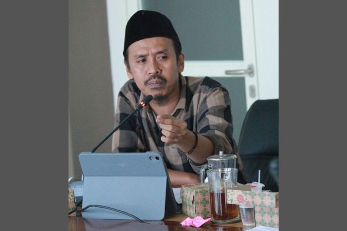 Anggota Komisi A DPRD Pemalang Heru Kundhimiarso saat memberikan keterangan terkait kebijakan UHC