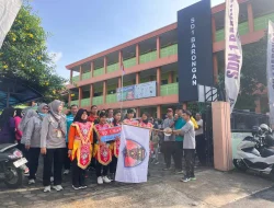 Sambut Ramadan, SD 1 Barongan Gelar Jalan Sehat dan Bazar UMKM