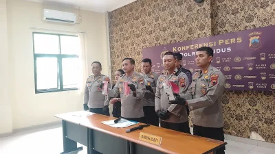 Tega! Tetangga Kuras Harta Pengungsi Banjir Kudus, Uangnya Buat Check-in Hotel