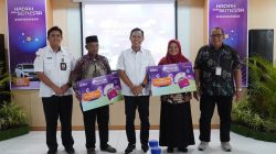 Bank Jateng Cabang Cilacap menyerahkan hadiah Undian Tabungan Bima Periode I Tahun 2025 pada Rabu (31/12/2025) di Kantor Bank Jateng Cabang Cilacap