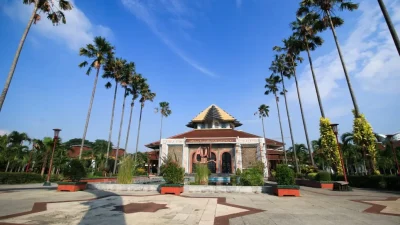 Masjid kampus UGM