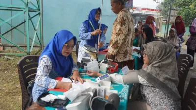 Program Speling Kendal Hadirkan Dokter Spesialis Gratis ke Desa