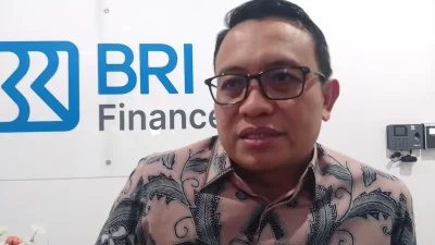 Direktur Utama BRI Finance Wahyudi Darmawan.