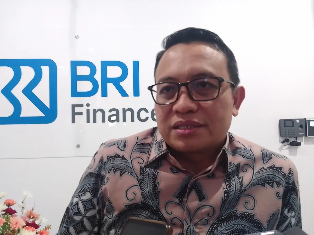 Direktur Utama BRI Finance Wahyudi Darmawan.