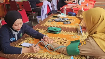 Kelenteng Hok Tik Bio Pati Gelar Pengobatan Gratis untuk Korban Banjir