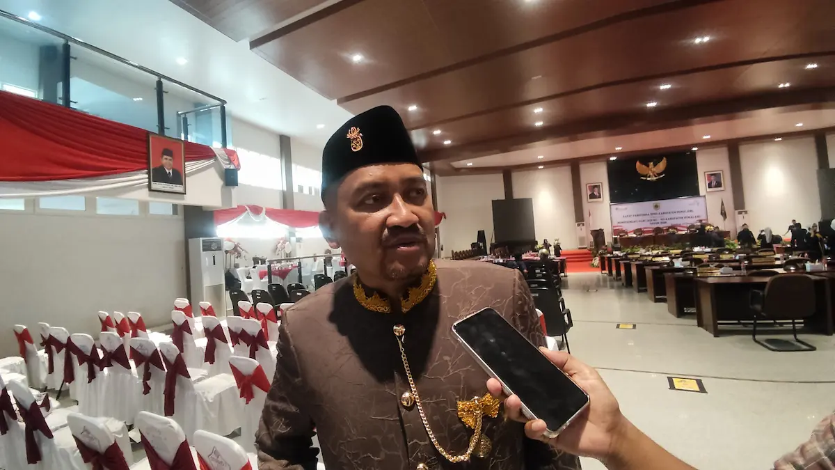 Bupati Pemalang Anom Widiyantoro