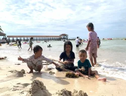 Libur Lebaran 2026, Pengunjung Pantai Bandengan Jepara Tembus 3 Ribu Orang