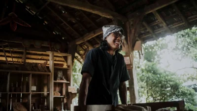 Pertahankan Tradisi Wiwitan, Pengukir Jepara Bersiap Menuju Pameran Tatah 2026