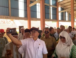 Menko Pangan Zulkifli Hasan Pantau Harga Bahan Pokok dan Pupuk di Jepara