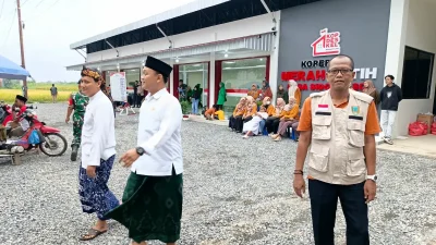 Bawa Rantis Maung, Dandim Kudus Resmikan Koperasi Desa Sambil Bagi Takjil Ramadan