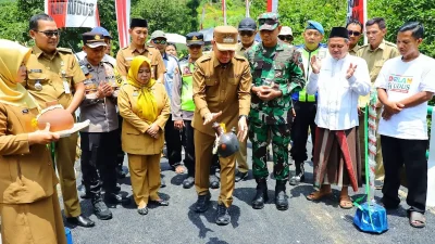 Bupati Kudus Resmikan Jembatan Menawan-Lundrak dan Jembatan Merah Putih Pedawang