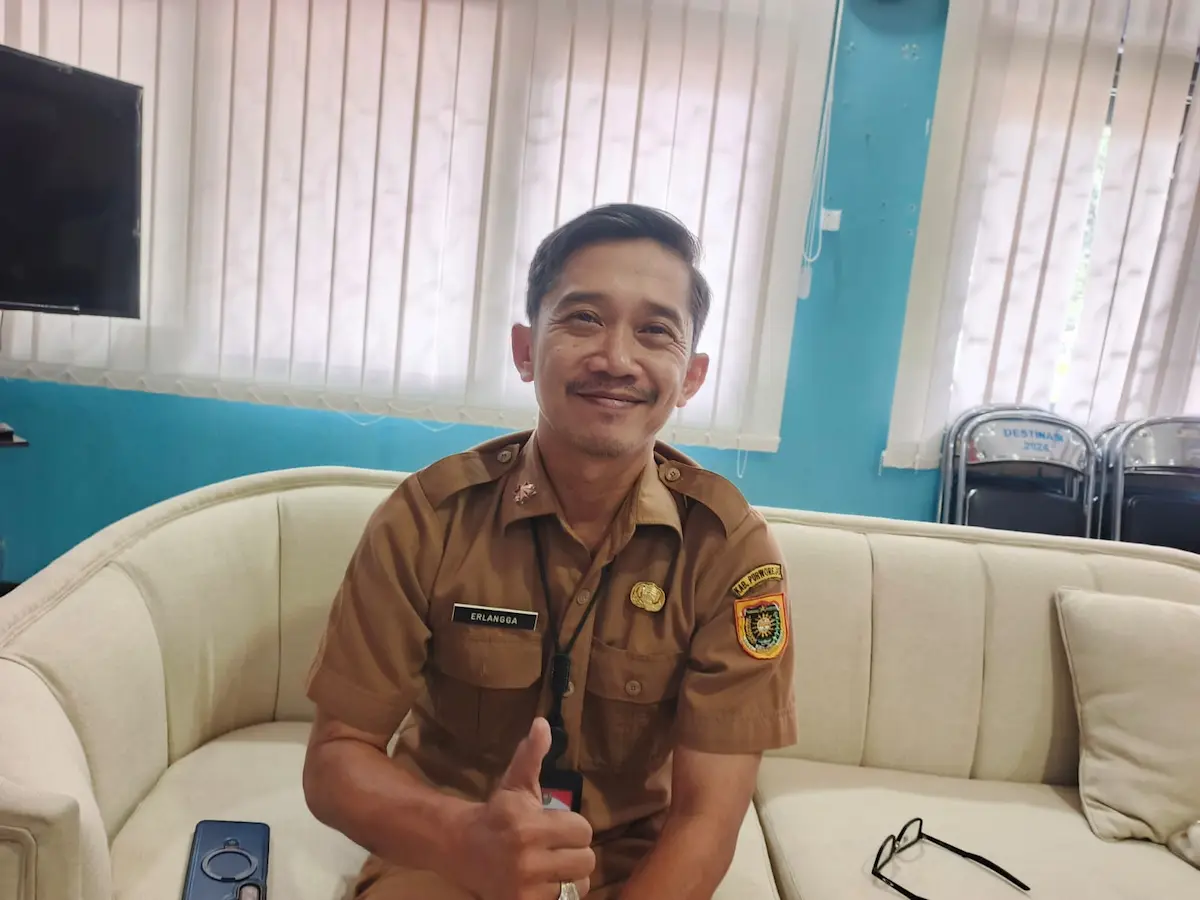 Kepala Dinporapar Kabupaten Purworejo, Bangun Erlangga Ibrahim saat memberikan keterangan pers.