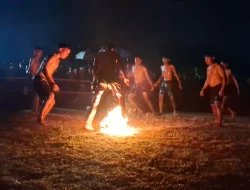 Tradisi Sepak Bola Api Kawak, Simbol Perangi Hawa Nafsu