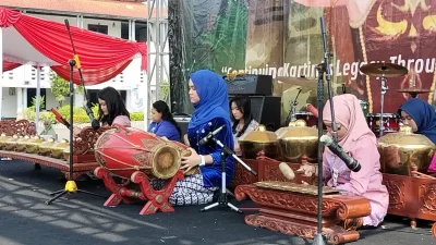 Peringati Hari Kartini, SMAN 1 Semarang Gelar Panggung Srikandi 2026