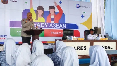 Tangkal Hoaks Sejak Dini, Ratusan Pelajar Kendal Ikuti Pelatihan AI untuk Jadi Duta Kamtibmas