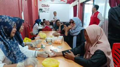 DPC PDI-P Kudus Luncurkan Dapur Marhaen, Bagikan Makan dan Cek Kesehatan Gratis