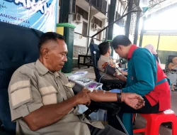 Target 100 Kantong, Satpol PP Pemalang Gelar Aksi Donor Darah Bantu PMI