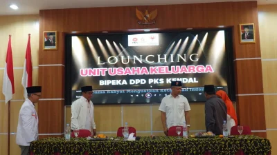 Dorong Penguatan Ekonomi, DPR RI Muh Haris dan BIPEKA PKS Luncurkan Program UUK Kendal