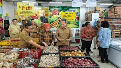 Harga Bawang dan Telur Mulai Naik Jelang Iduladha, Begini Hasil Sidak Bupati Kudus