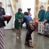 Ratusan Tahun Terjaga! Begini Sakralnya Prosesi Jamasan Pusaka Cokronegoro di Purworejo