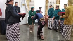 Ratusan Tahun Terjaga! Begini Sakralnya Prosesi Jamasan Pusaka Cokronegoro di Purworejo