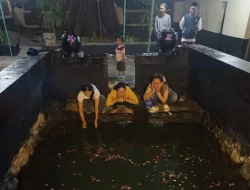 Tradisi Malam 1 Suro di Sendang Bidadari Jepara, Ribuan Warga Rela Antre Basuh Wajah