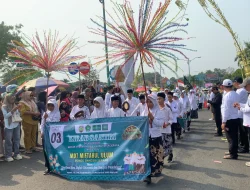 Ada Pocong hingga Unta! Ribuan Santri Jepara Tumpah Ruah di Kirab Gebyar Muharram 1448 H