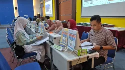 Hari Kedua SPMB di Semarang, Verifikasi Akun Masih Jadi Kendala Orang Tua