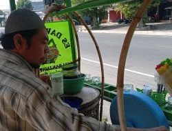 Kisah Muslih, Penjual Dawet Ayu Asli Banjarnegara yang Merawat Tradisi Kuliner