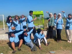 Tinggalkan Kenang-kenangan Peduli Lingkungan, KKN UIN Walisongo Serahkan Bank Sampah untuk Warga Desa Mijen