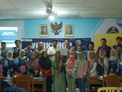 KKN UIN Walisongo Gelar Workshop Pemasaran Digital, Dorong UMKM Desa Pecuk Adaptif di Era Digital