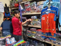 Piala Dunia 2026 Bergulir, Penjualan Jersey di Kudus Melonjak! Negara Ini Paling Laris Diburu
