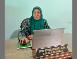 Kisah Inspiratif Siti Khuzaymah, Sukses Pimpin SMK NU Lasem Sambil Majukan Petani Wanita di Rembang