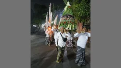 Kirab Muharram 1448 H di Langgardalem Kudus Perkuat Persatuan Warga