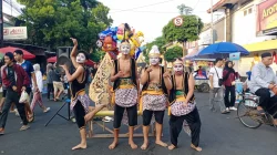 Sulap Sampah Plastik Jadi Bensin, Simak Kerennya Inovasi Desa Sidorekso di CFD Kudus