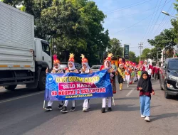 9 Sekolah Meriahkan Karnaval Haul Mbah Sambu di Lasem Rembang