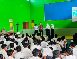 Penyuluh Agama Islam Edukasi Pelajar SMPN 1 Mranggen Demak Perkuat Karakter