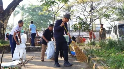 Terjun Langsung ke Terminal Bakalan Krapyak, Bupati Kudus Gaungkan Gerakan Pilah Sampah Bersama Ratusan Relawan