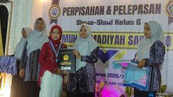 Lepas 50 Siswa Kelas VI, PPDB MI Muhammadiyah Sarirejo Lampaui Kuota