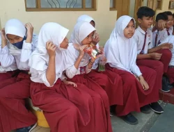 Siswa SD dan SMP Swasta di Batang Kini Dapat Seragam Gratis, Pemkab Siapkan Dana Rp 3,8 Miliar
